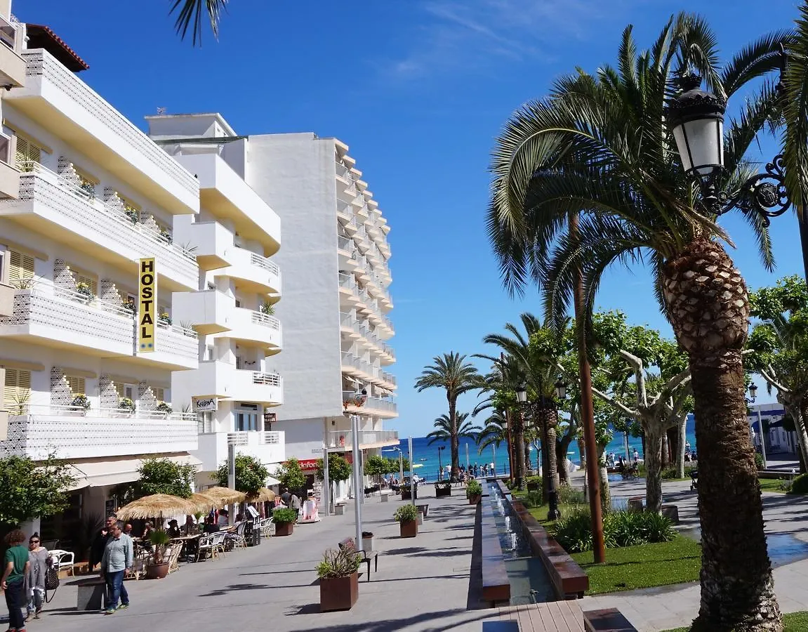 Hostal Yebisah Santa Eularia des Riu