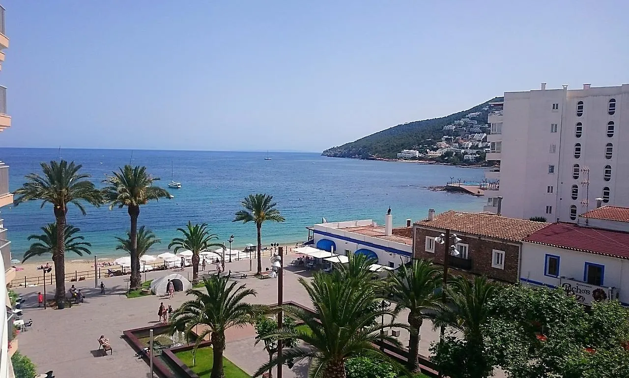 Gasthuis Hostal Yebisah Santa Eularia des Riu