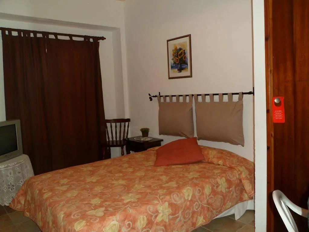 Hostal Yebisah Santa Eularia des Riu Spanje